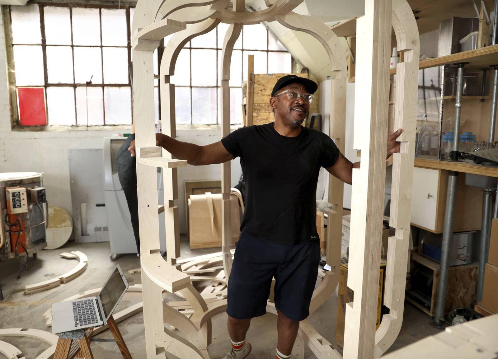 Norman Teague, Tilden High School, Chicago Public Schools, Chicago Tribune, CPS Lives, South Side, Chicago art, Artist Residency