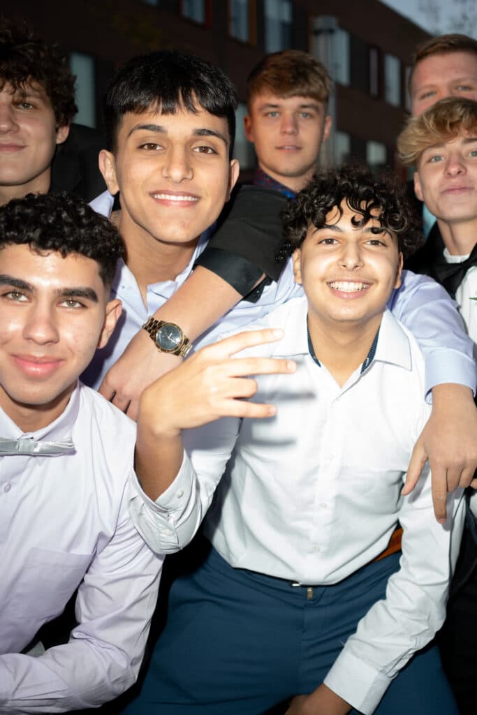 Justin Schmitz, Cps Lives, Taft High School, Chicago Public Schools, international students, rogers park, artist residency, chicago, photography, art, non-profit organization