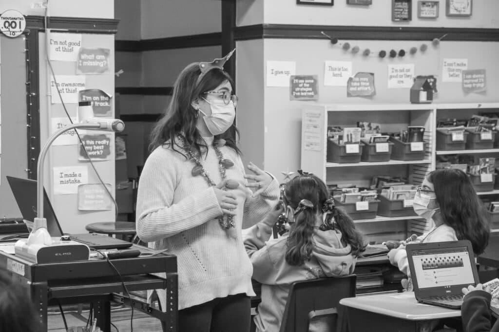 Nelson Armour, Lazaro Cardenas Elementary School, Little Village, Chicago Public Schools, CPS Lives, Artist Residency, Chicago, non-profit organization