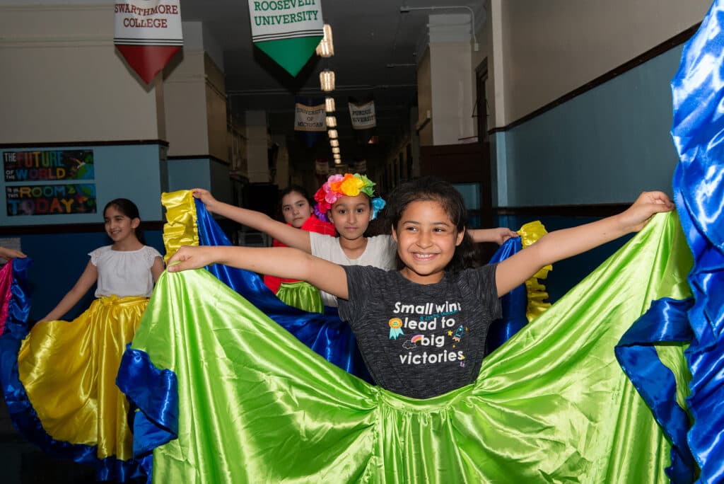 Andrew Miller, CPS Lives, Chicago Public Schools, William P Nixon Elementary School, Public Education, Nonprofit Organization, Photography, Artist residency, 501(c)3, chicago, visual arts, local